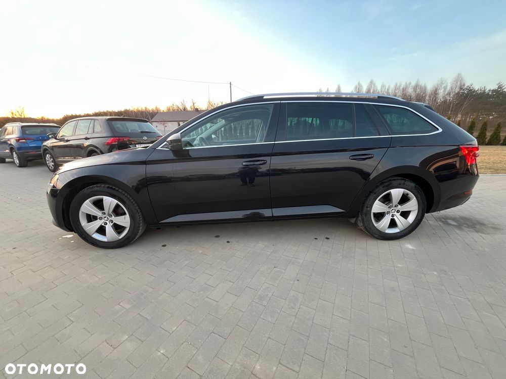 Skoda Superb 2.0 TDI Ambition DSG7 - 5