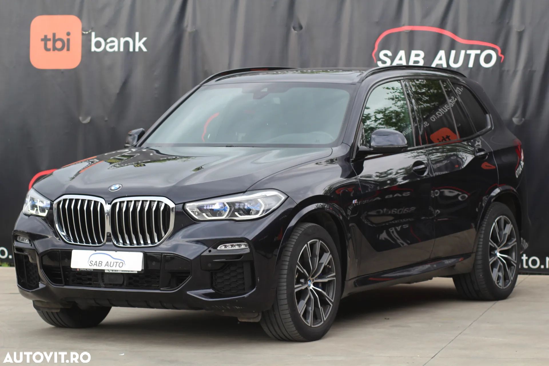 BMW X5 xDrive45e AT PHEV - 1