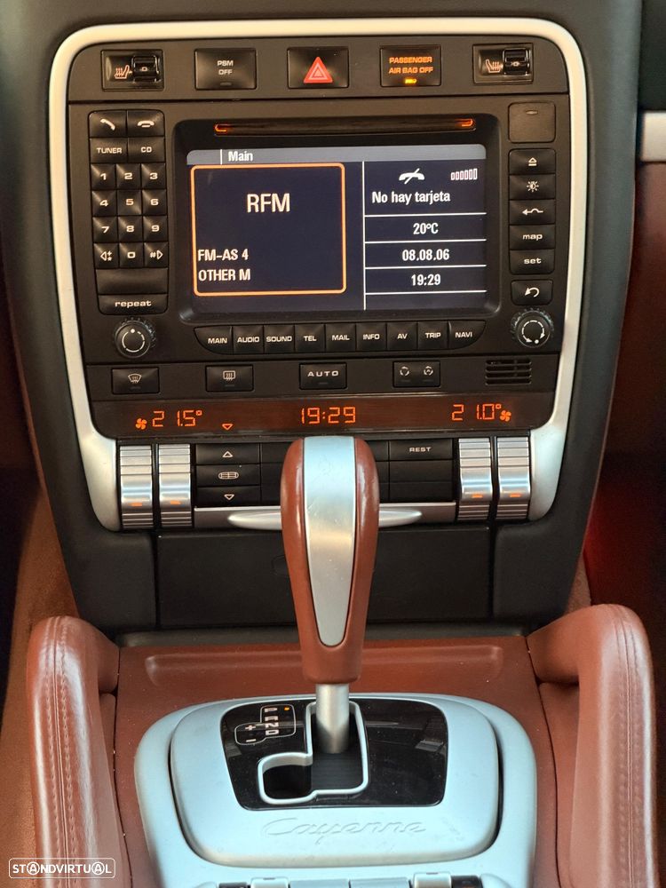 Porsche Cayenne Turbo - 46