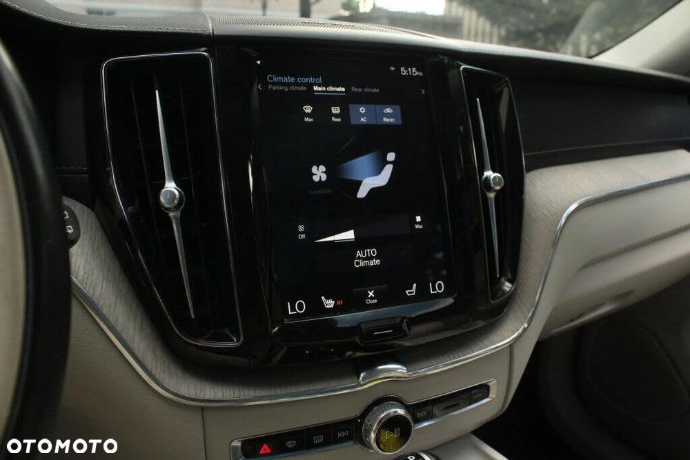 Volvo XC 60 T5 AWD Geartronic Inscription - 33