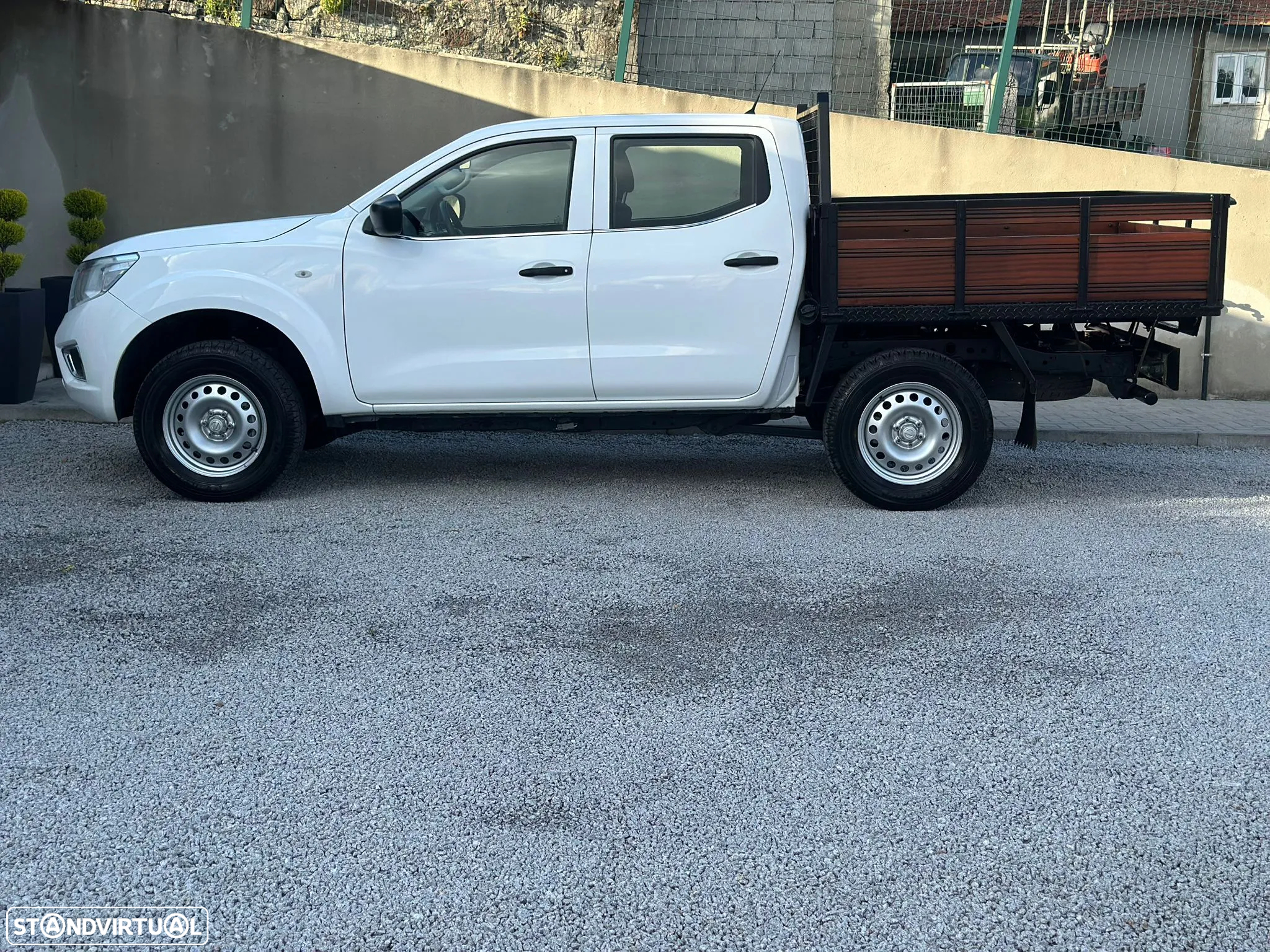 Nissan Navara 2.3 dCi 4x4 - 9