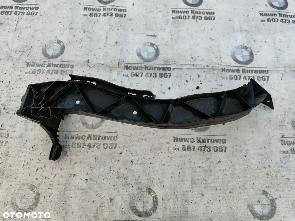 BMW E87 Ślizg Mocowanie lampy lewy przód 7120823 - 1