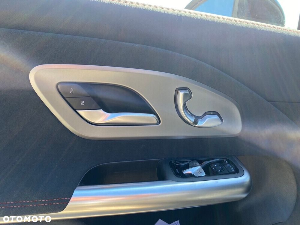 Mercedes-Benz CLA - 22