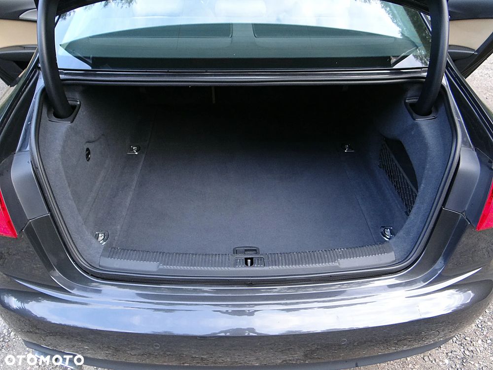 Audi A6 Limousine 2.0 TDI DPF multitronic sport selection - 11