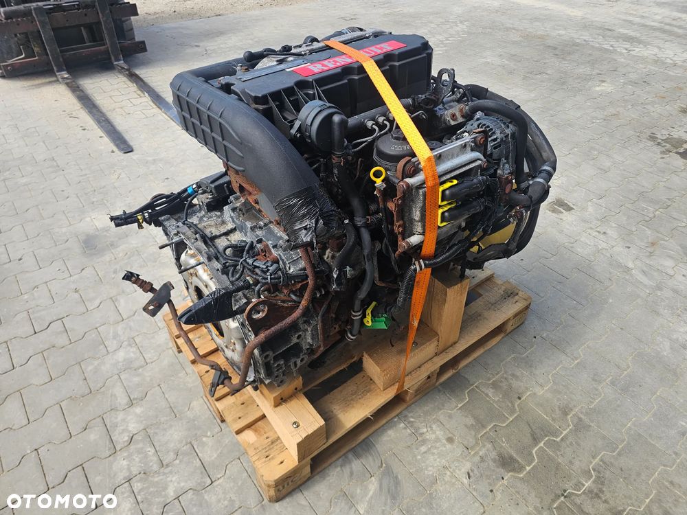 SILNIK KOMPLETNY DXI5 4,8L 215 KM 158 KW - 5