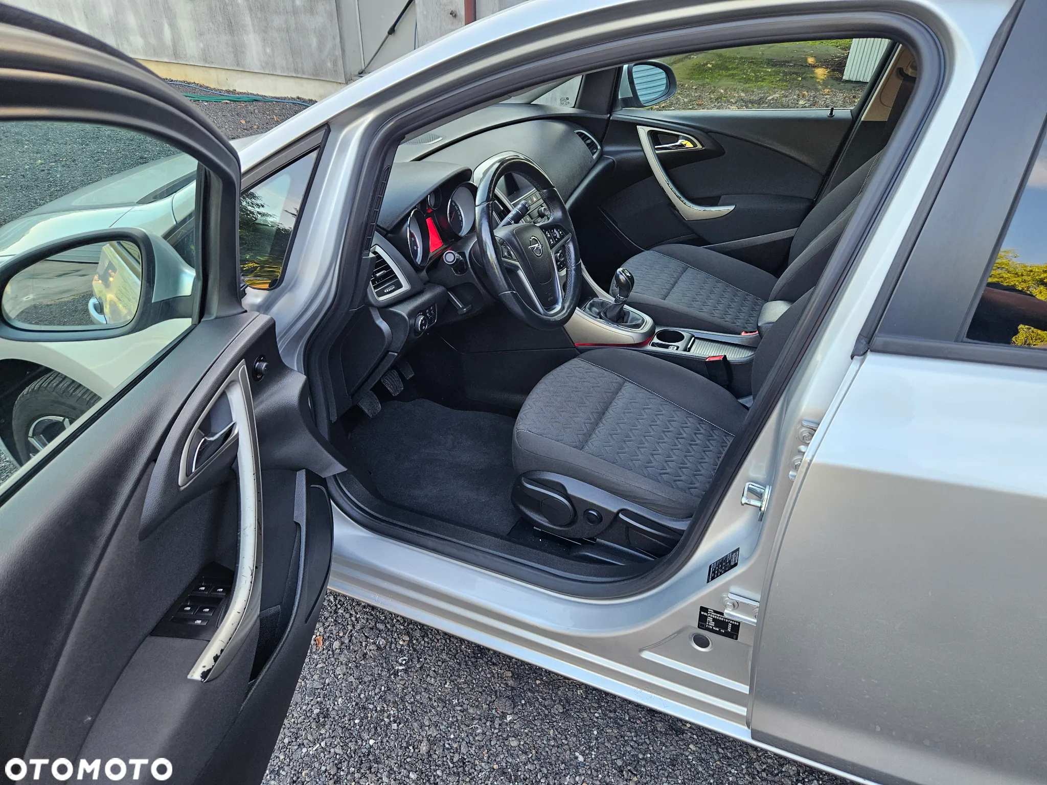 Opel Astra IV 1.4 T Active - 7