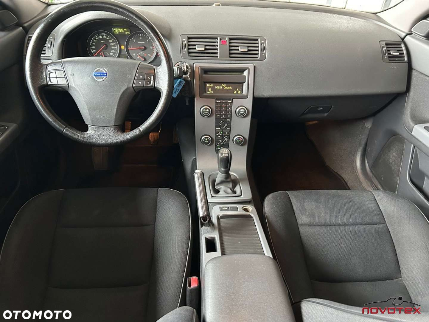 Volvo S40 - 10