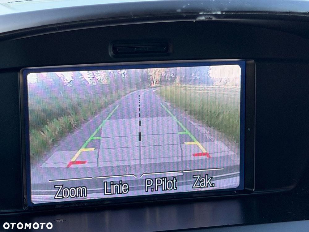 Ford Kuga 2.0 TDCi 2x4 Champions Edition - 22