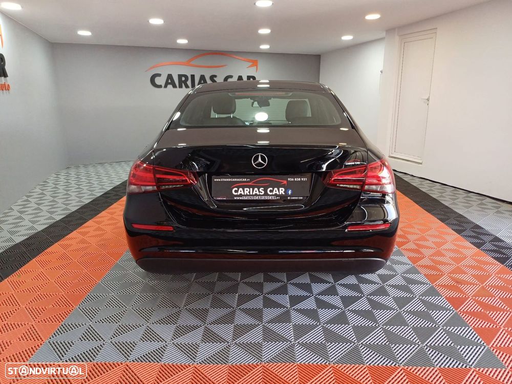 Mercedes-Benz A 180 Limousine - 4