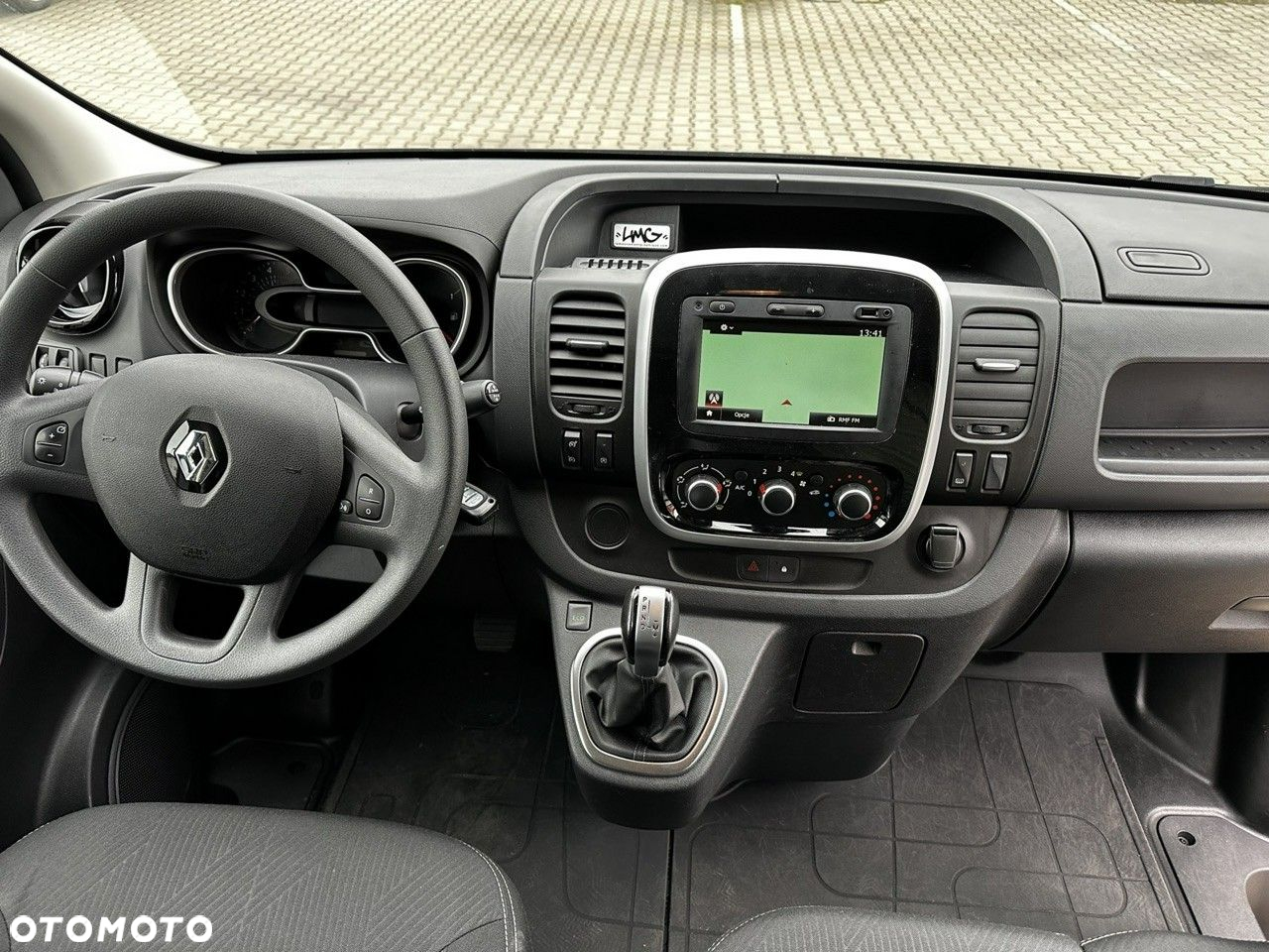 Renault Trafic - 18