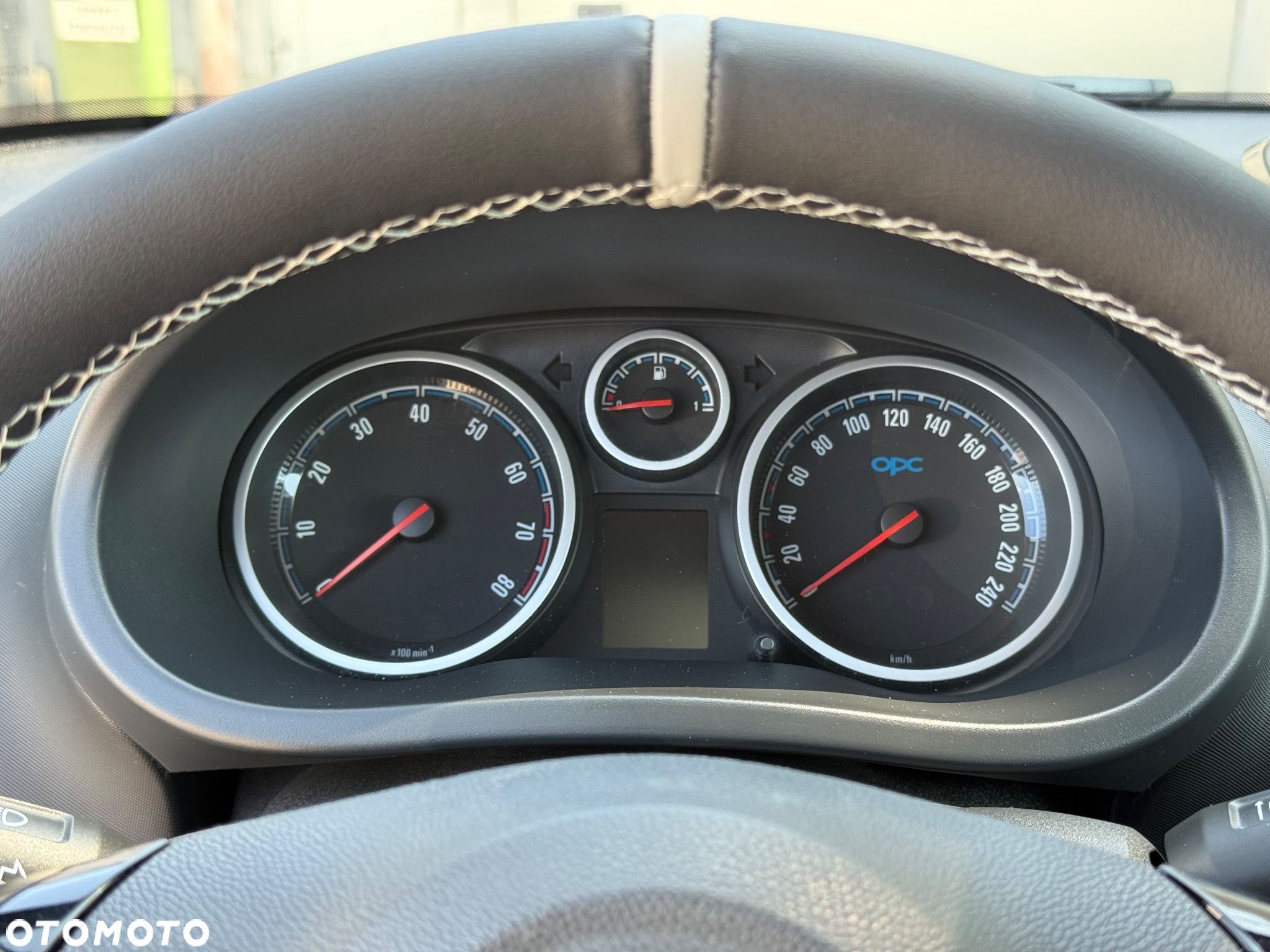 Opel Corsa 1.6 Turbo OPC - 21