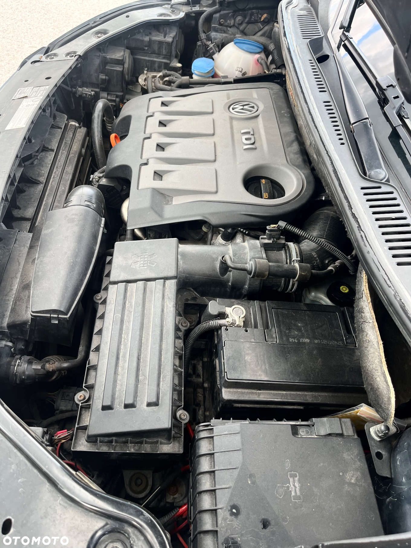 Volkswagen Touran 2.0 TDI DPF Highline - 37