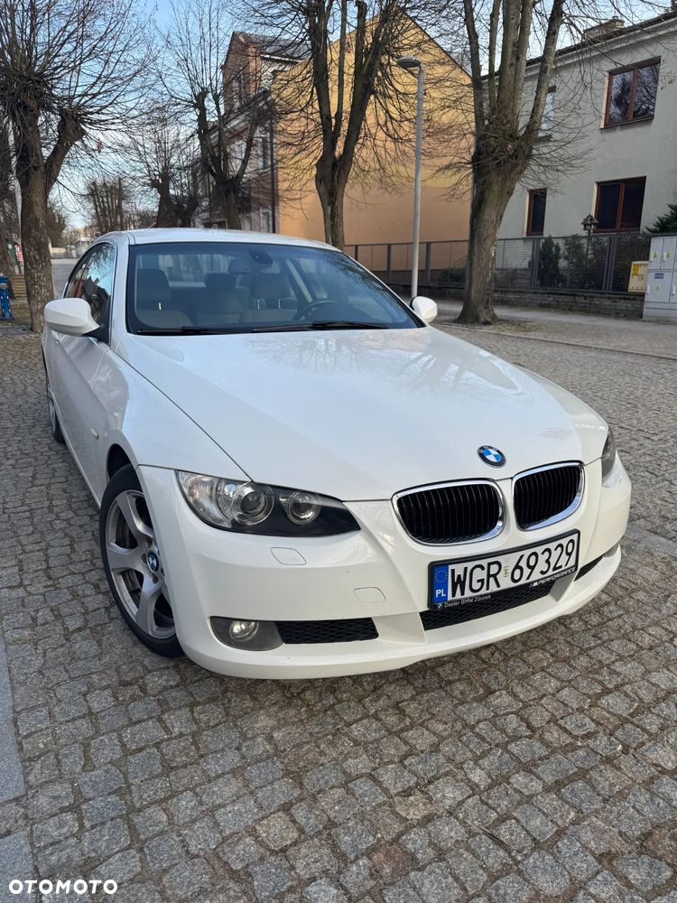 BMW Seria 3 325d - 1