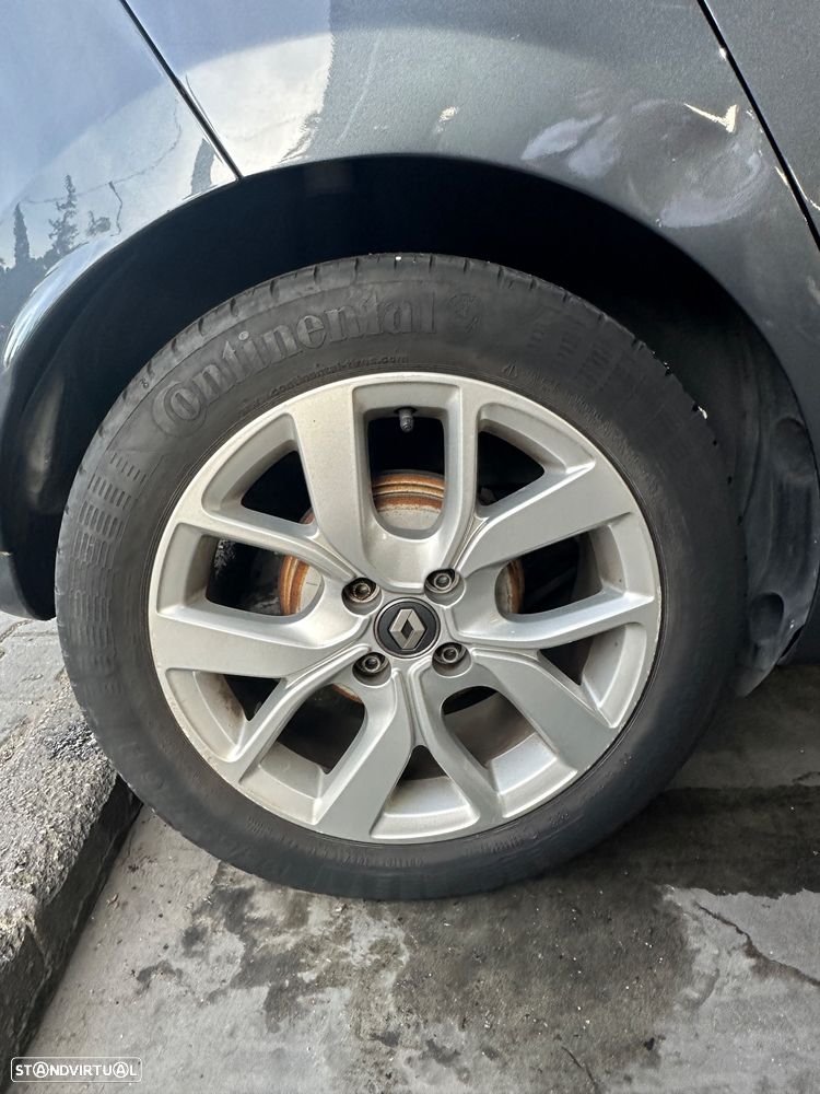 Renault Clio 0.9 TCe Limited - 31