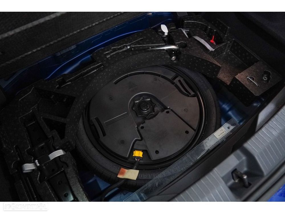 VW T-Roc 2.0 TDI R-Line - 39