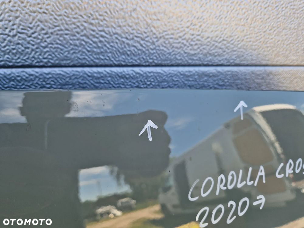 MASKA TOYOTA COROLLA CROSS 2020-- - 5