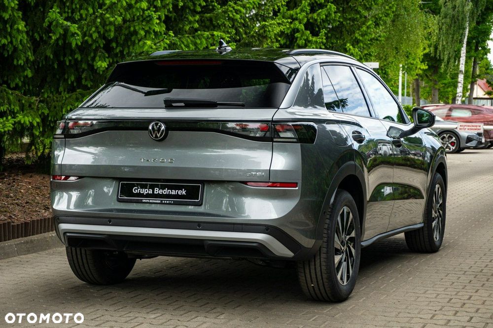 Volkswagen T-Roc - 13