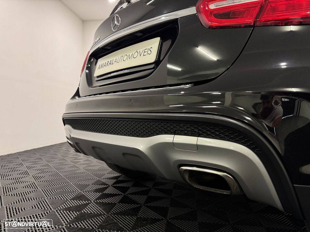 Mercedes-Benz GLA 200 - 26