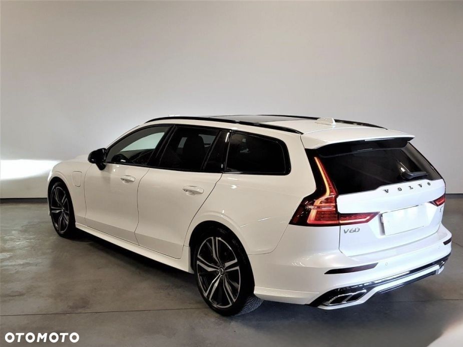 Volvo V60 T8 AWD Plug-In Hybrid Inscription - 5