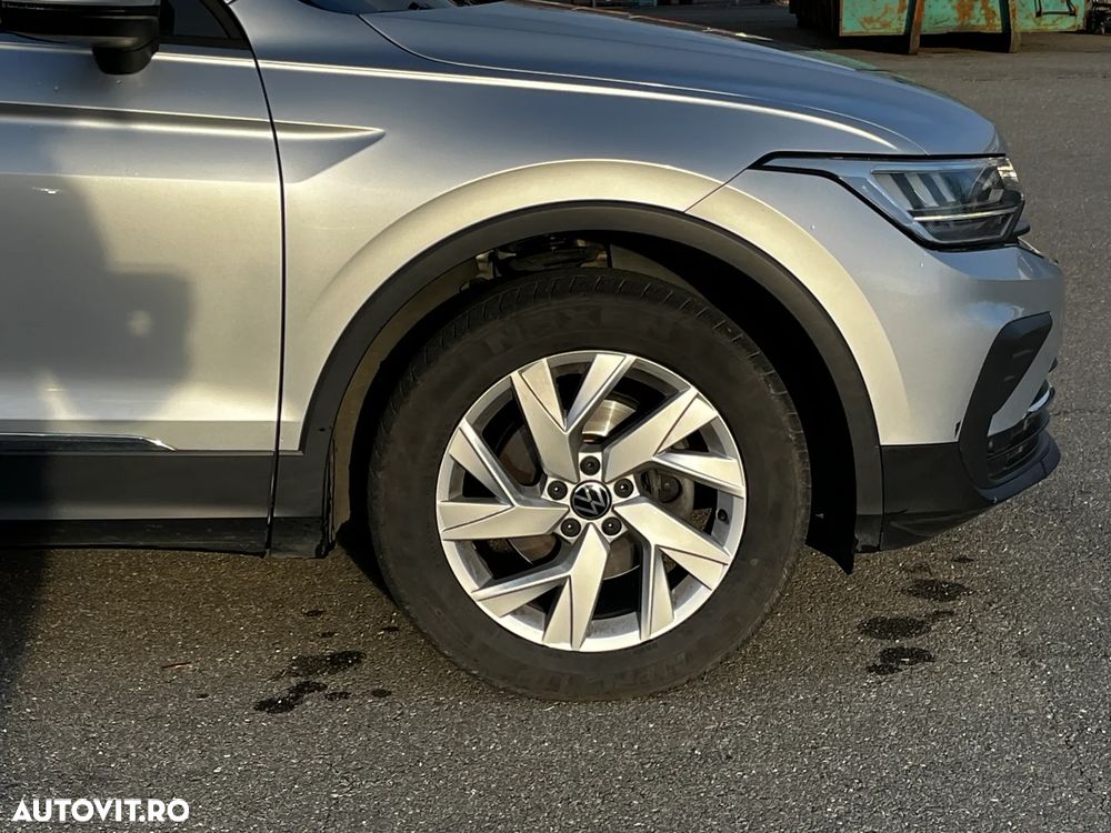 Volkswagen Tiguan - 25