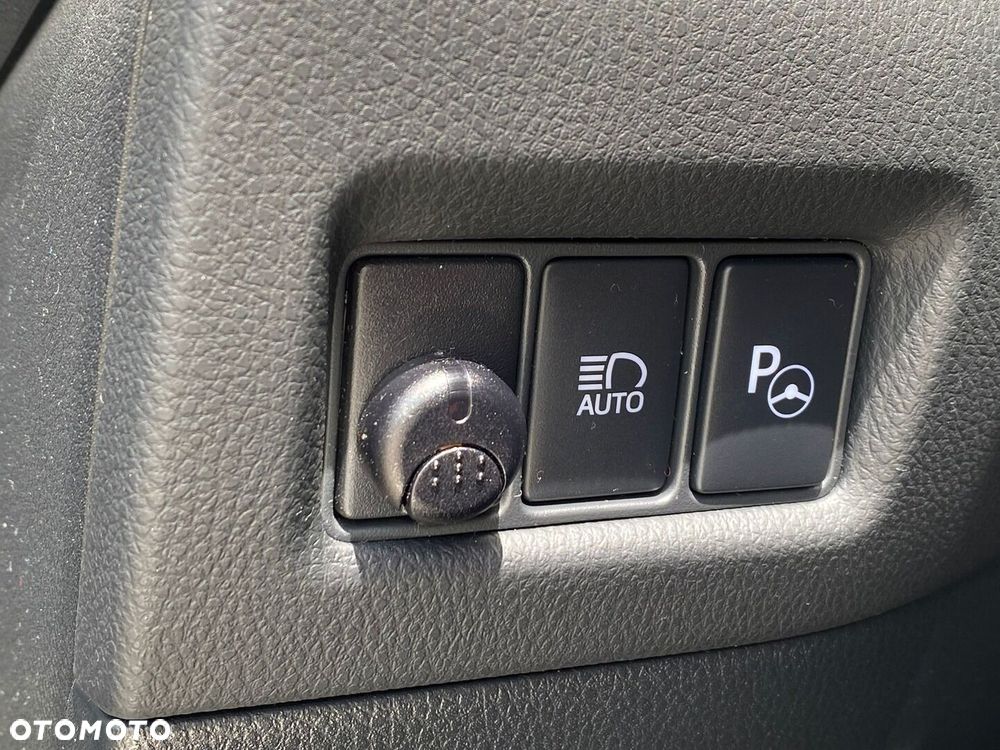 Toyota C-HR 1.8 Hybrid Executive - 26