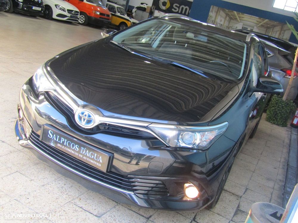 Toyota Auris Touring Sports - 3