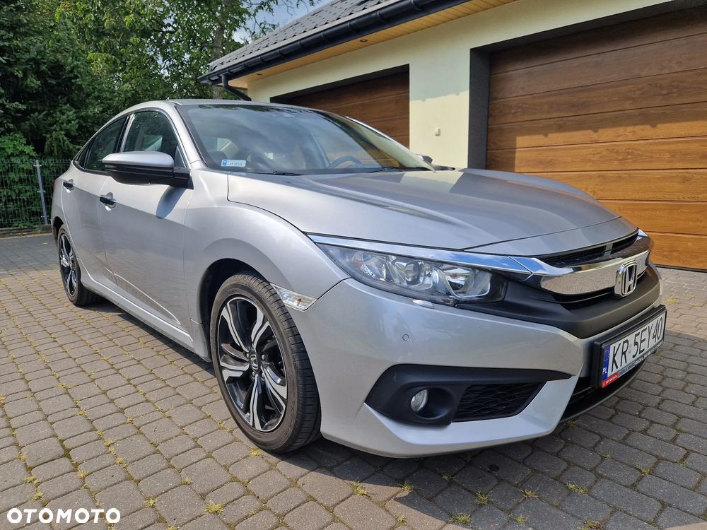 Honda Civic 1.5 T Elegance - 4