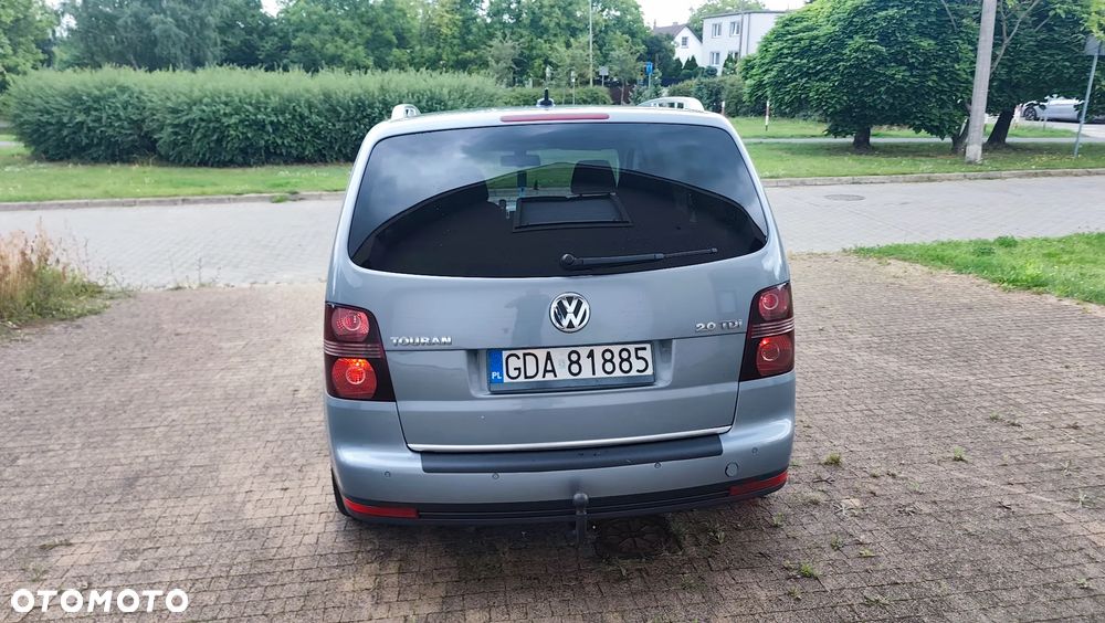 Volkswagen Touran 2.0 TDI R-Line Edition - 23