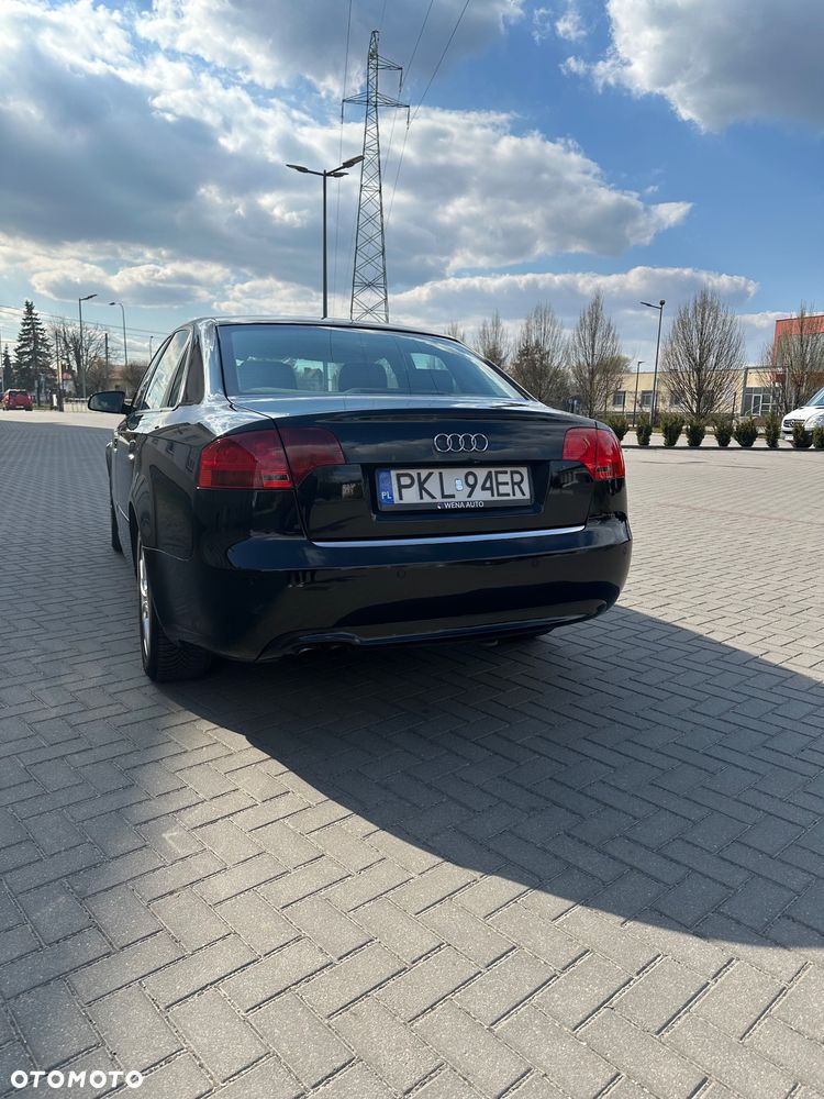 Audi A4 Limousine 2.0 TDI - 4