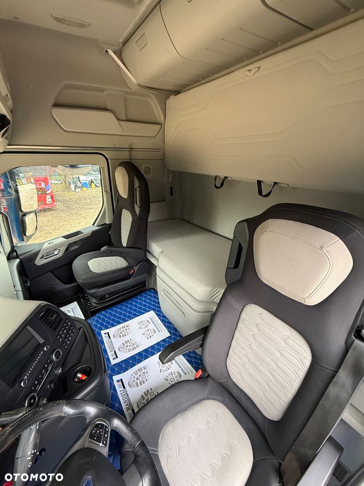 Ford F-MAX GLOB XL AUTOMAT FULLSPOJLERY STANDKLIMA KLIMA LED LODÓWKA SKÓRA NAVI ACC 2xALUTANK 360000km FULLSERWIS FORD EURO 6 2022 ŁADNY IGŁA - 10