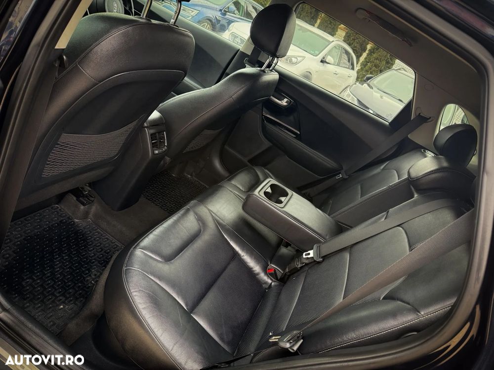 Kia Niro 1.6 GDI HEV 2WD OPF Aut. Edition 7 - 10
