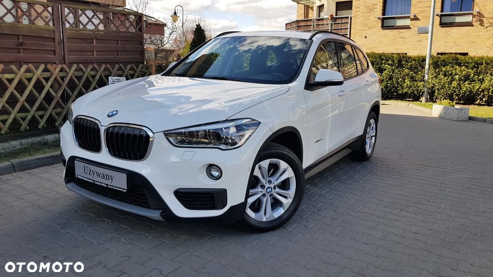 BMW X1 sDrive18d Advantage sport - 11
