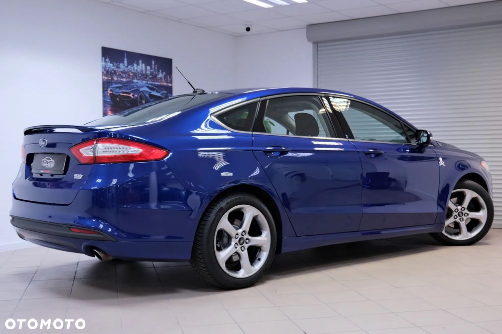 Ford Fusion - 14