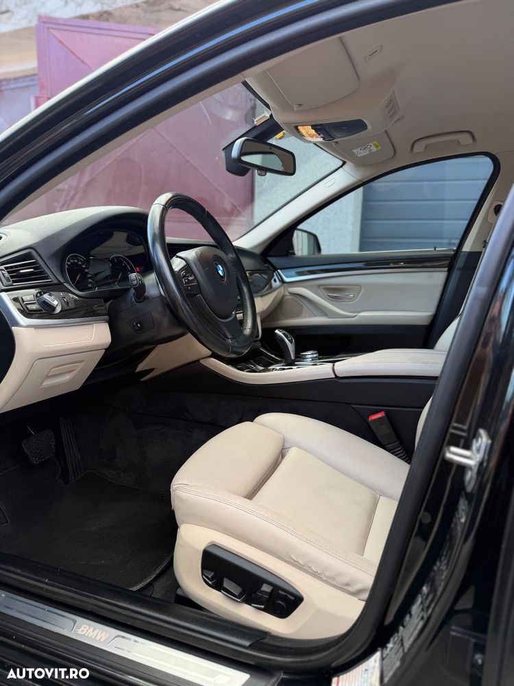 BMW Seria 5 525d xDrive AT - 8