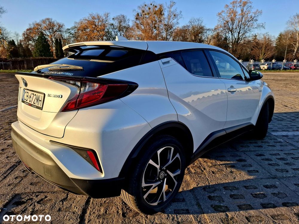 Toyota C-HR - 4