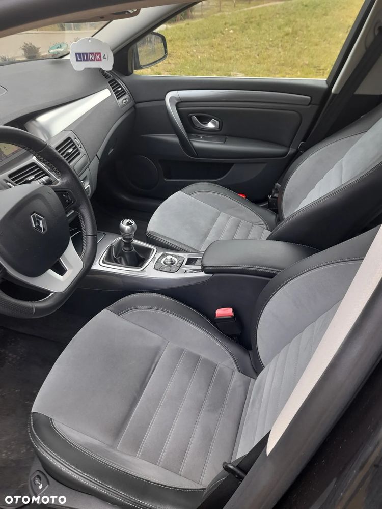 Renault Laguna dCi 150 FAP GT - 12
