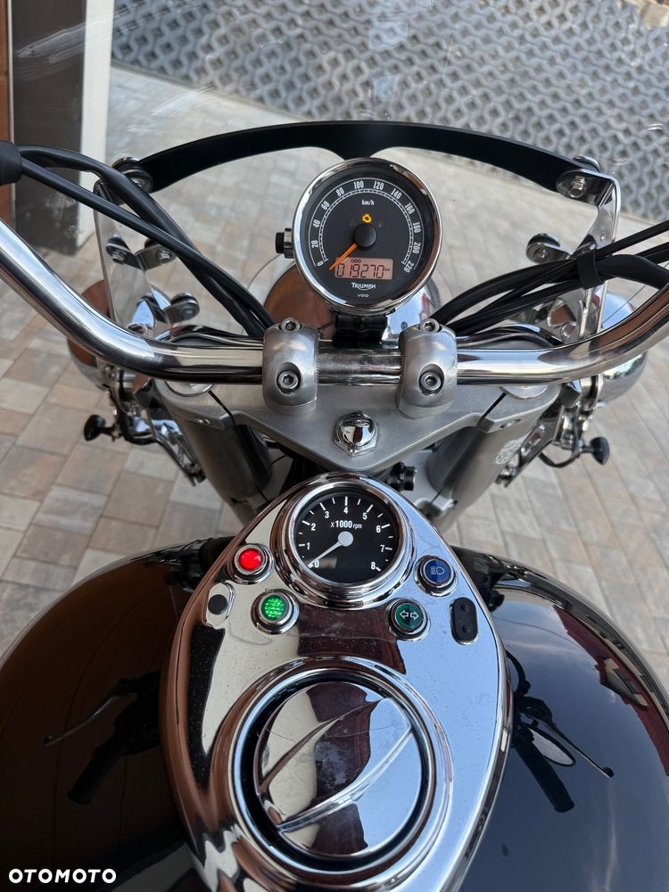 Triumph America - 9
