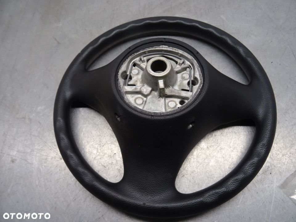 BMW E87 LIFT 07-11 2.0D KIEROWNICA - 4