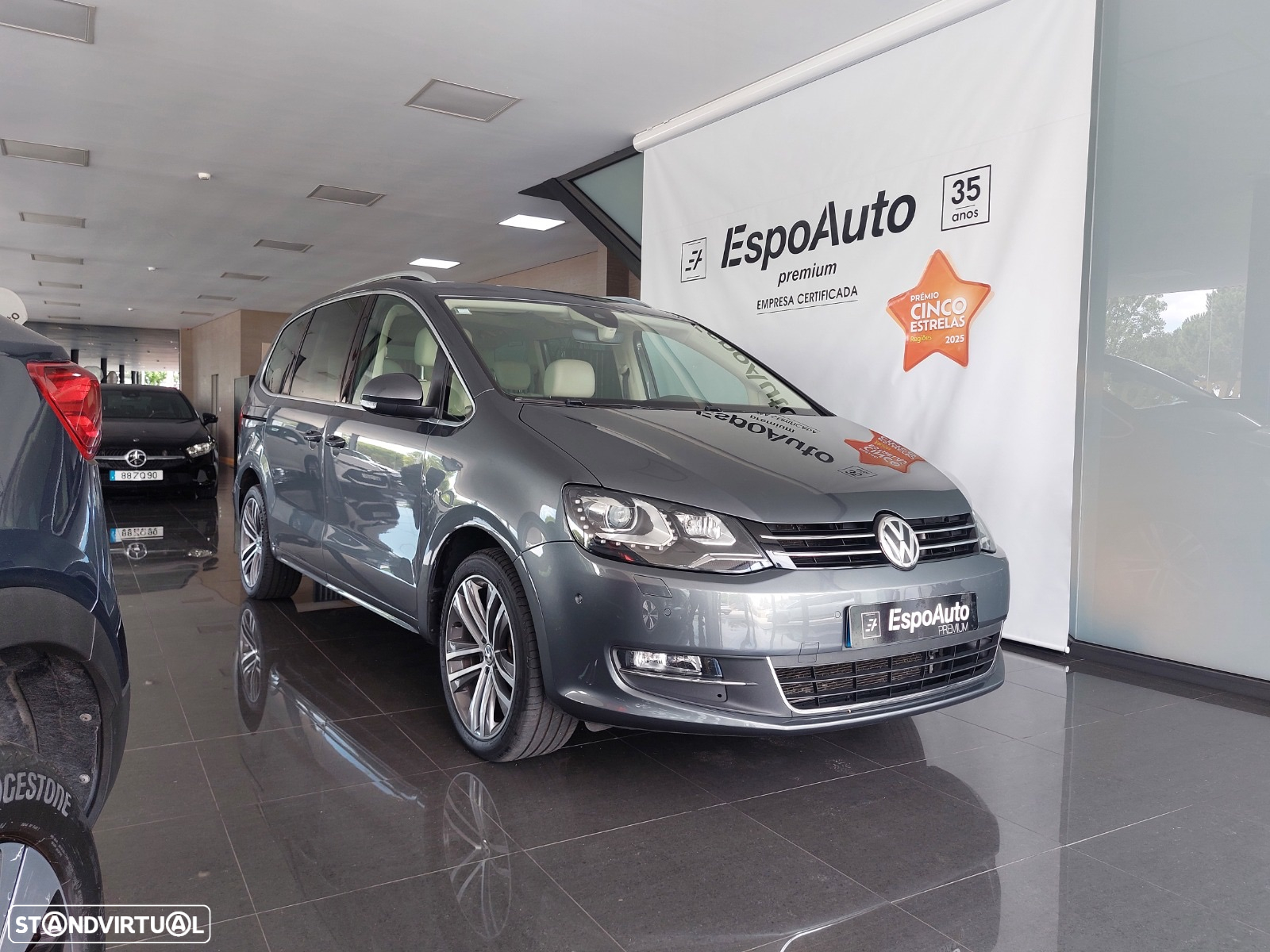 VW Sharan 2.0 TDI Highline DSG - 2