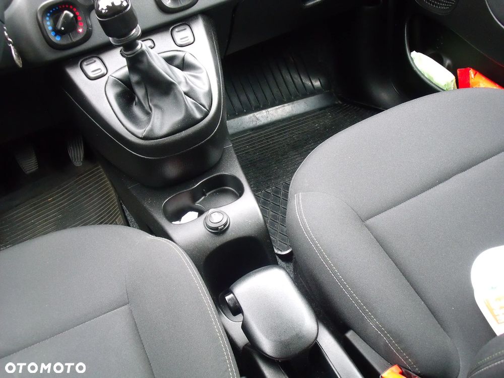 Fiat Panda 1.2 Start&Stop City Cross - 12