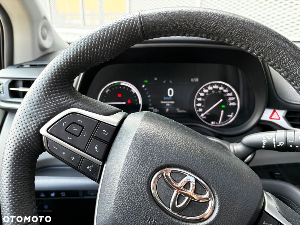 Toyota Sienna - 22