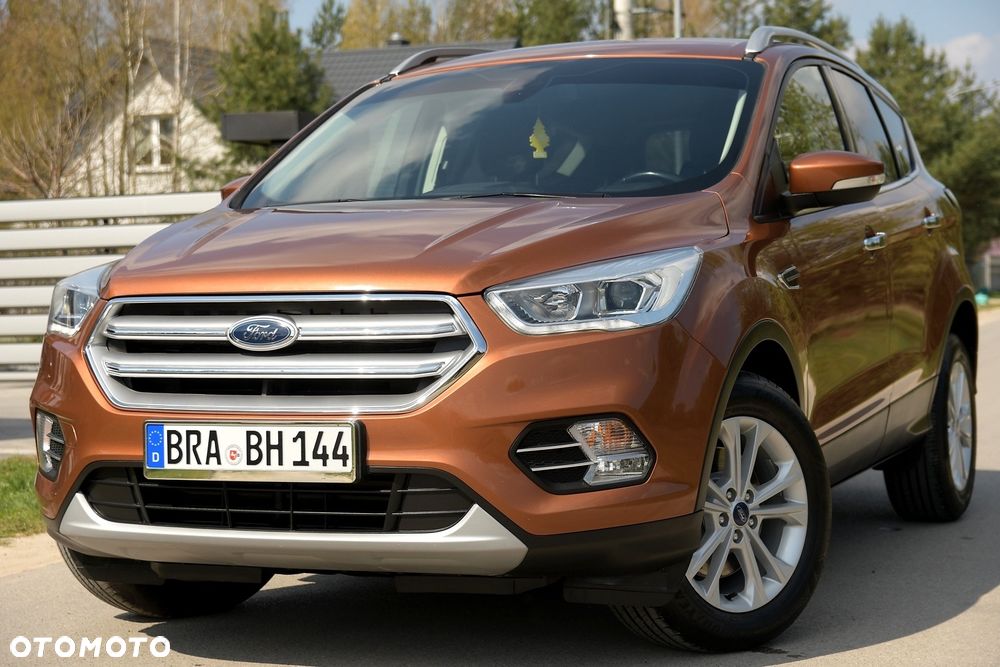Ford Kuga 2.0 TDCi 2x4 Titanium - 2