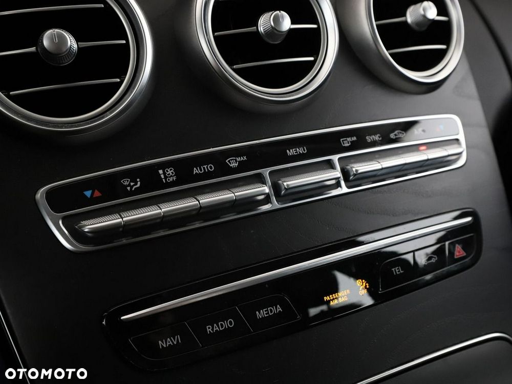 Mercedes-Benz Klasa C 200 d 9G-TRONIC Avantgarde - 30