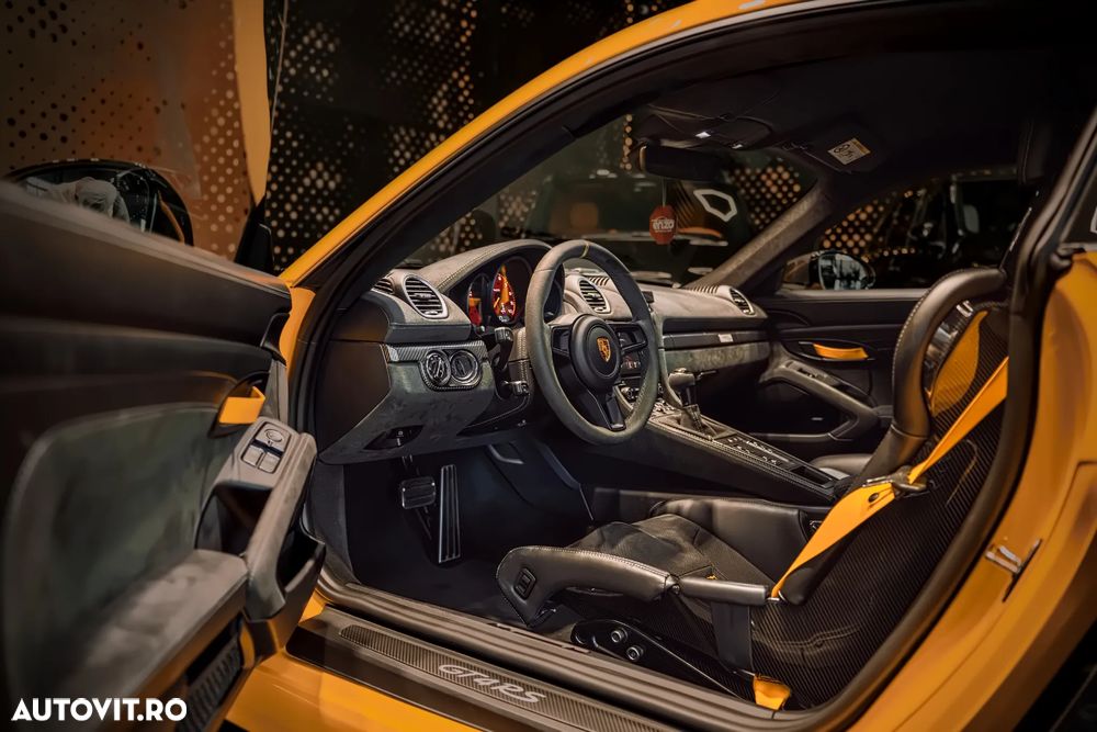 Porsche Cayman - 8