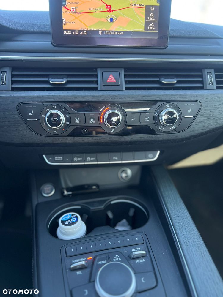 Audi A4 Limousine - 6