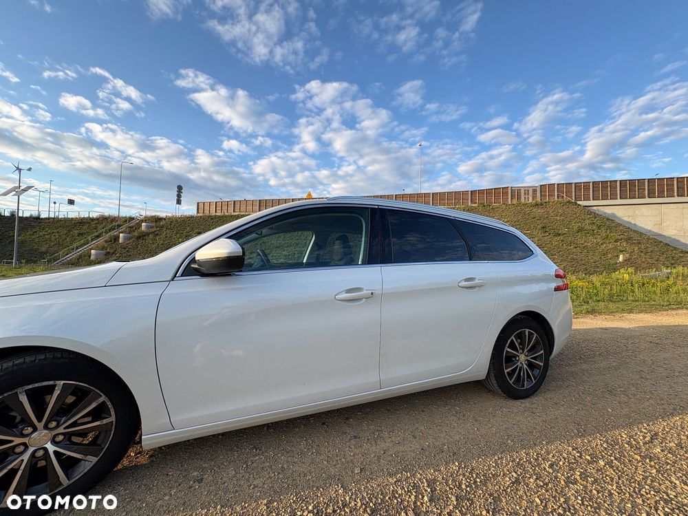 Peugeot 308 1.6 BlueHDi Allure S&S - 6
