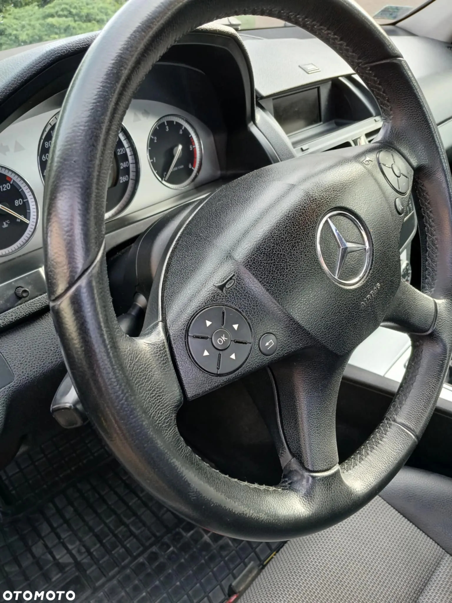 Mercedes-Benz Klasa C 200 CDI Avantgarde - 9