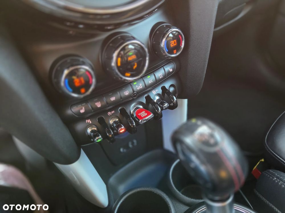 MINI Cooper S Standard - 25