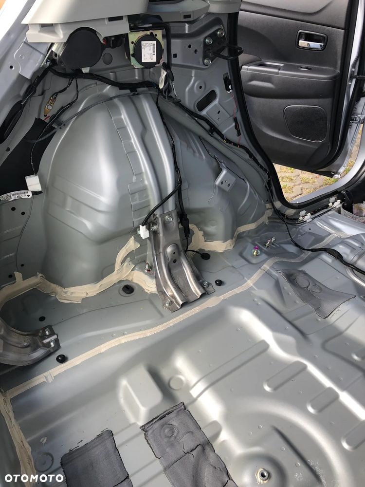 Mitsubishi ASX 1.6 Inform - 18