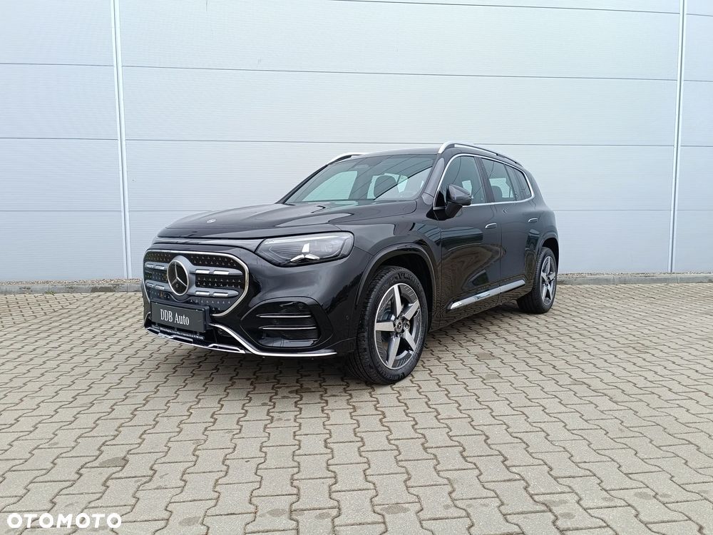 Mercedes-Benz GLB - 1